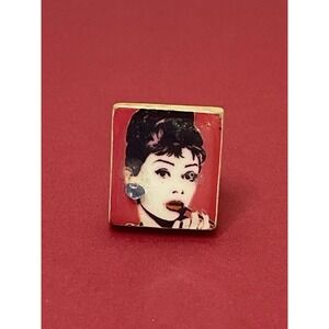 Vintage  Audrey Hepburn Adjustable finger ring